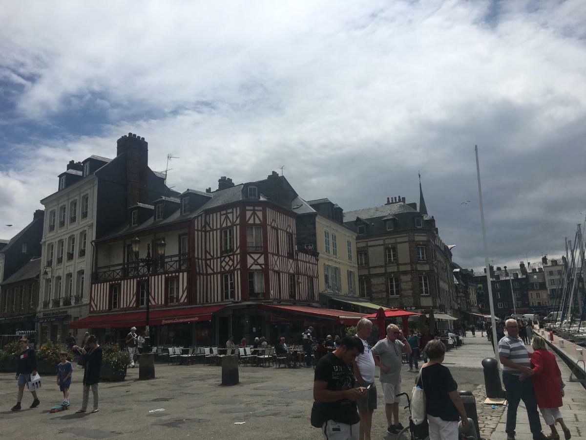 La Parenthese Du Capucin Lejlighed Honfleur Eksteriør billede